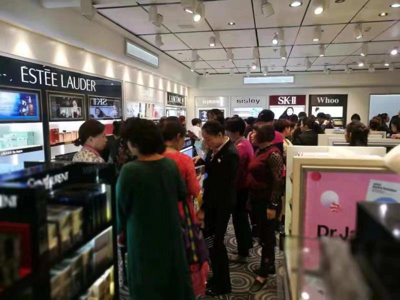 中免集團郵輪免稅店開業(yè)1.jpg